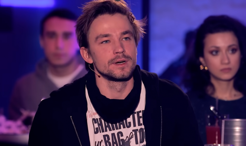 Александр Петров отметил первый день рождения сына в новом доме